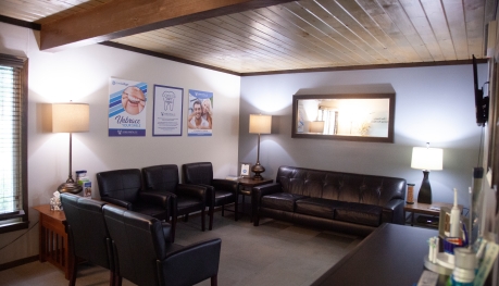 Falls City Dental waiting room